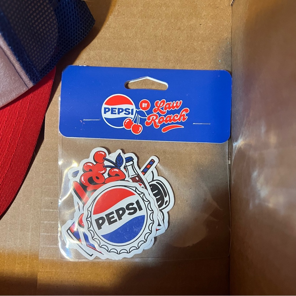 Pepsi x Law Roach LIMITED EDITION 5-pc set, Track Pants, Baby Tee, Size Large - Picture 8 of 12